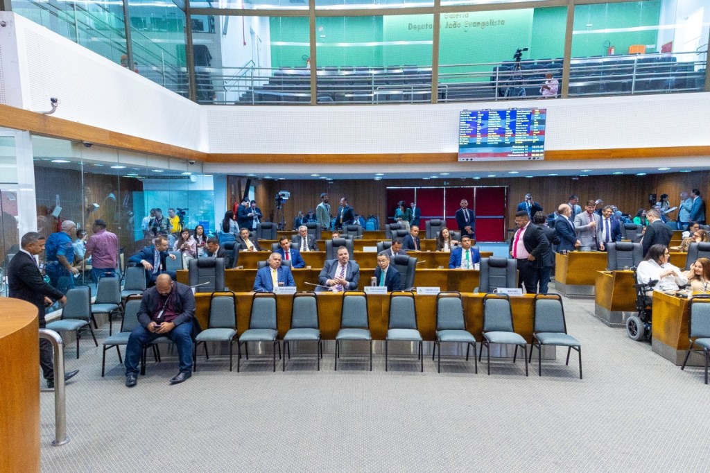 Deputados repercutem lançamento do programa ‘Plástico Zero’