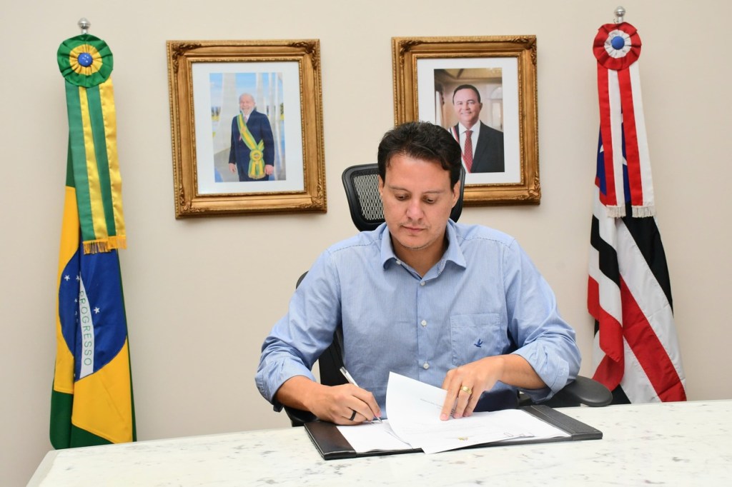Governador em exercício Felipe Camarão veta projeto de lei sobre atividades pedagógicas de gênero nas escolas do Maranhão
