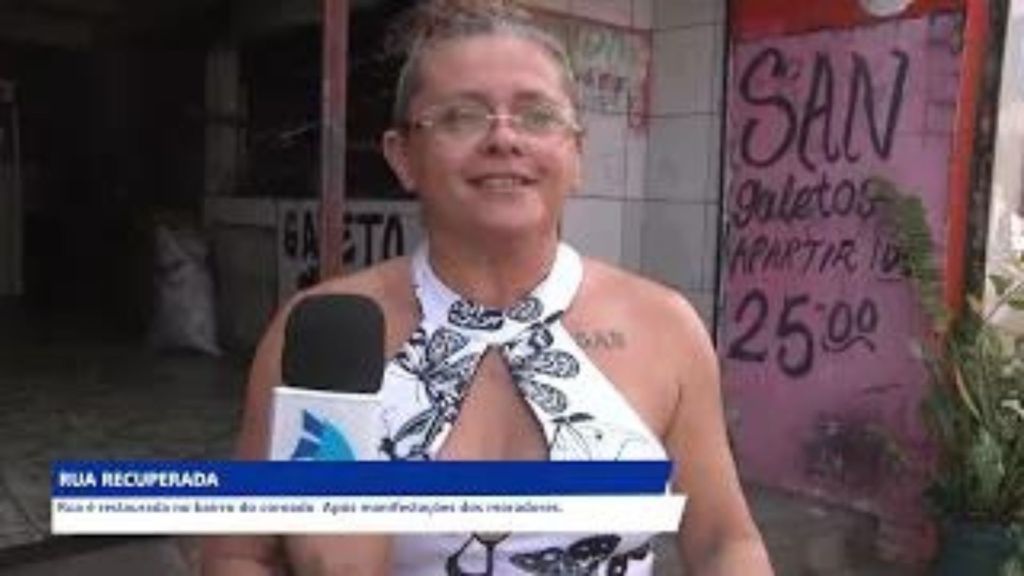 RUA NO BAIRRO DO COROADO É RECUPERADA APÓS DENÚNCIA NO PROGRAMA LINHA DE&nbsp;FRENTE