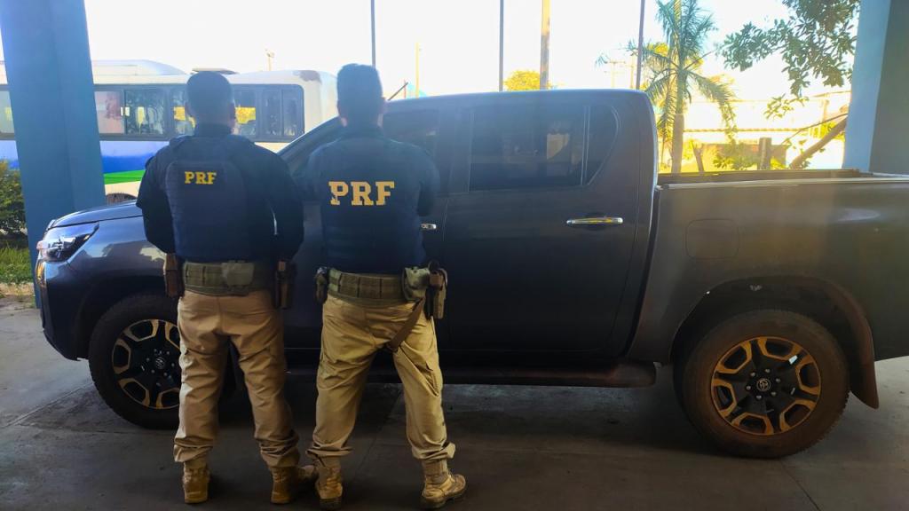 PRF recupera caminhonete clonada durante fiscalização na BR-135, em São&nbsp;Luís