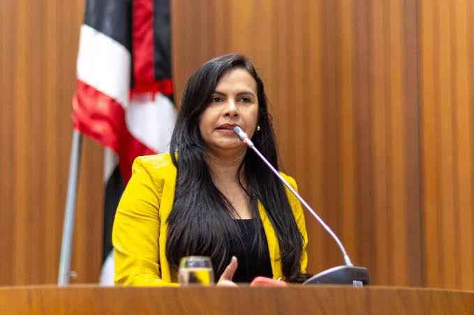 Ana do Gás anuncia saída do PCdoB após partido adotar postura de oposição ao Governo&nbsp;Brandão