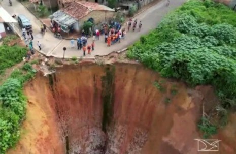 Voçorocas em Buriticupu voltaram a ameaçar moradores após jovem cair em cratera