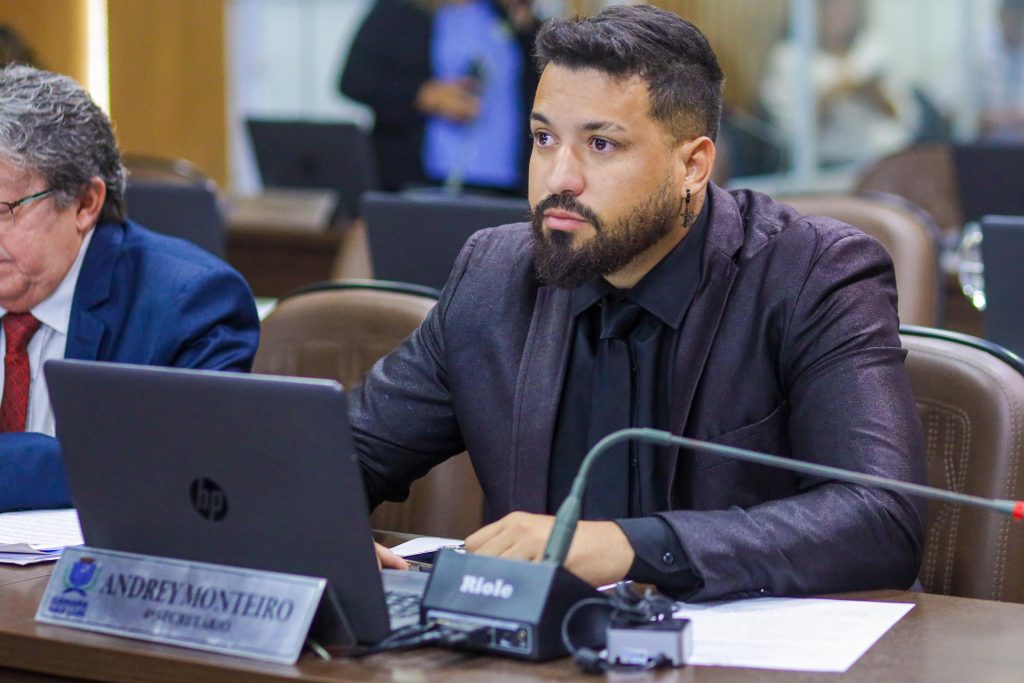 Vereador propõe projeto para instalação de lixeiras nas barracas de praia de São&nbsp;Luís