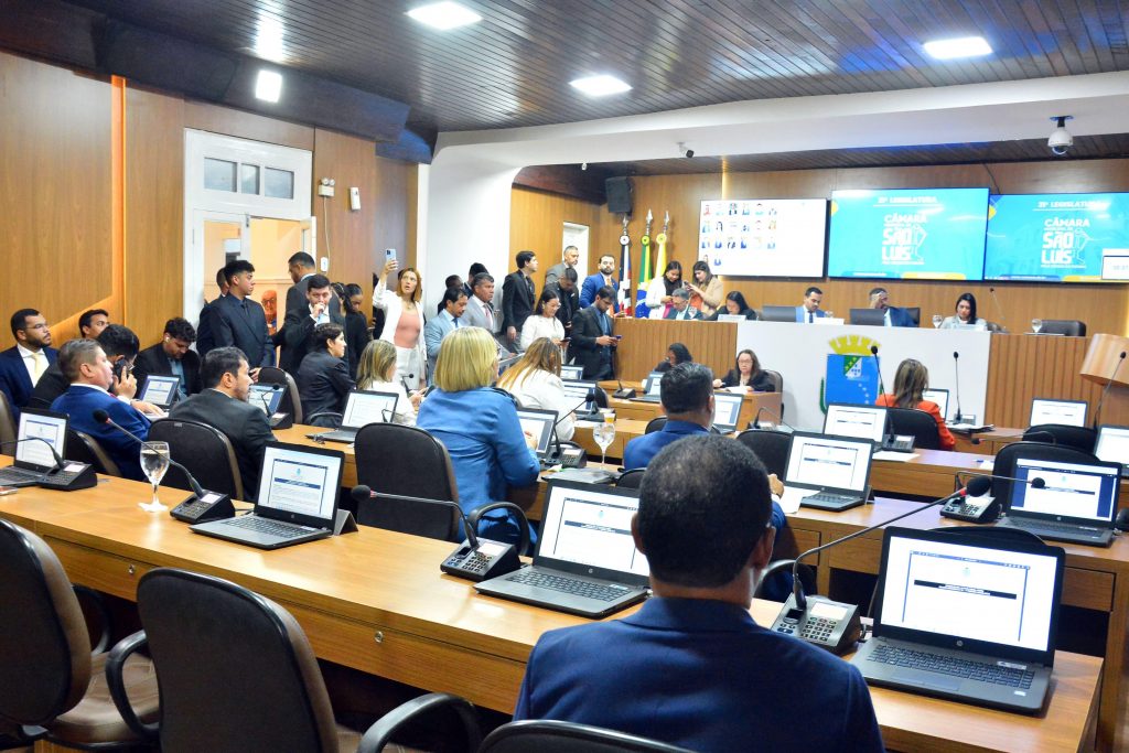 Vereadores de São Luís solicitam serviços de limpeza urbana em diversas regiões da&nbsp;capital