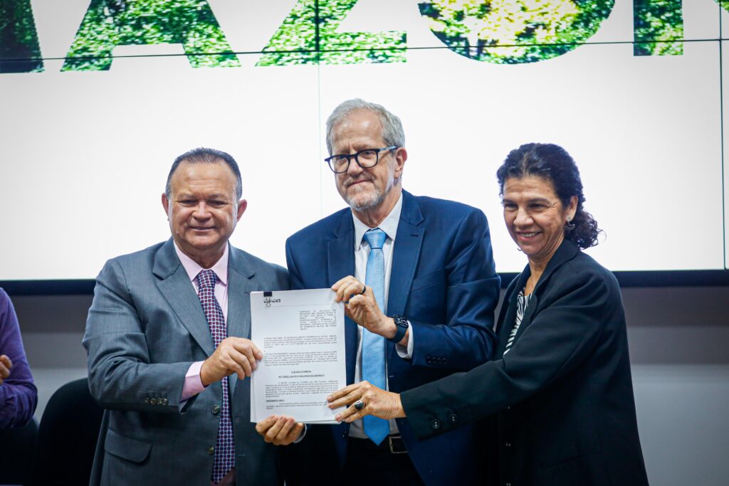 Governo do Maranhão assina contrato de R$ 45 milhões para reforçar Corpo de&nbsp;Bombeiros