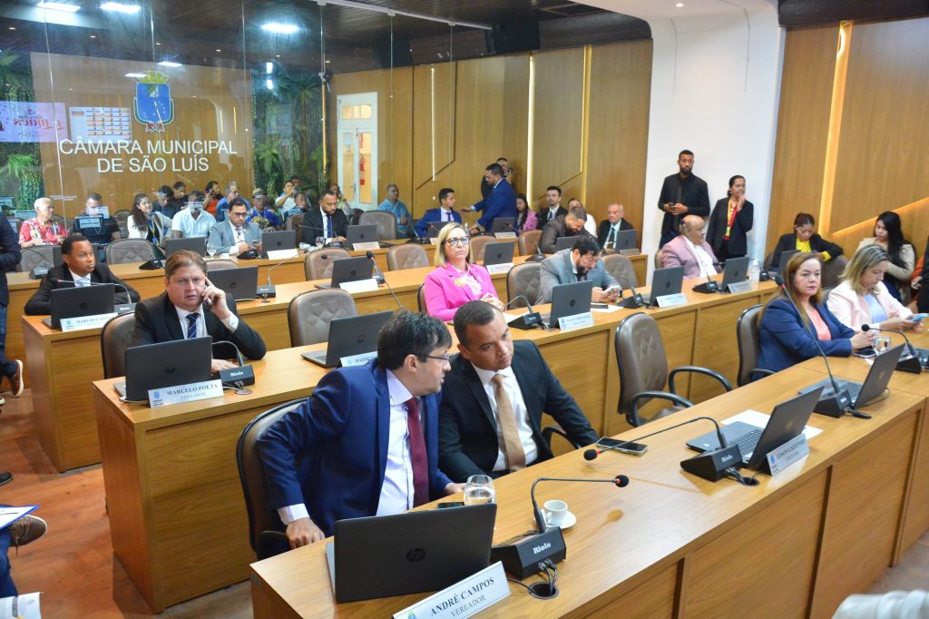 Vereadores pedem ações de limpeza urbana em diversos bairros de São Luís