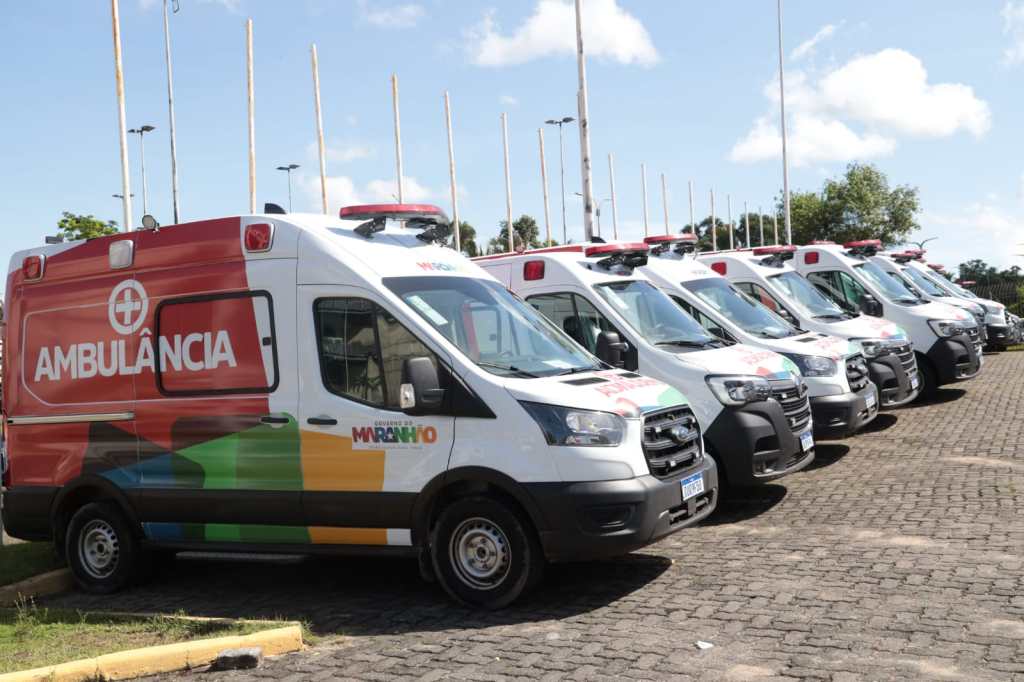 Governador Carlos Brandão entrega ambulância e inaugura obras em Lago Verde e&nbsp;Bacabal