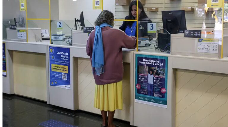 Aposentados e pensionistas já podem pedir ressarcimento de descontos&nbsp;indevidos