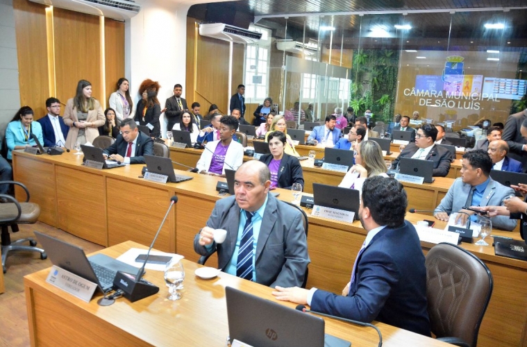 Câmara de São Luís cobra ações de limpeza e manutenção em bairros da capital