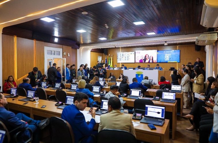 Câmara de São Luís apresenta requerimentos para melhorias no trânsito e transporte&nbsp;público