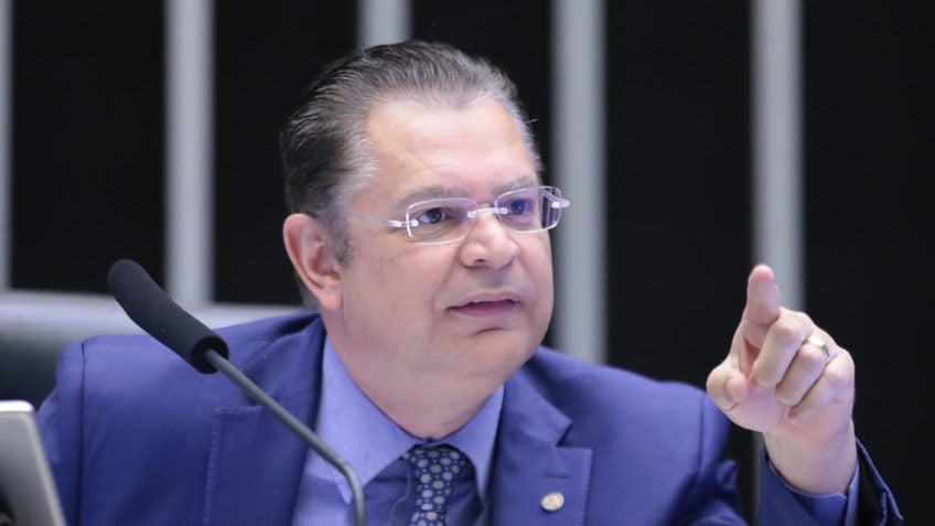 Oposição pressiona por votação da anistia e ameaça novas medidas na&nbsp;Câmara